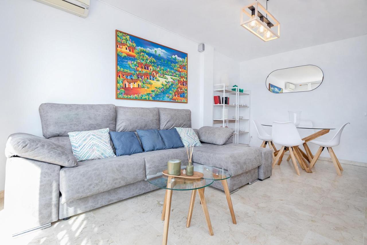 Sea Views Carvajal Apartment Benalmadena Luaran gambar