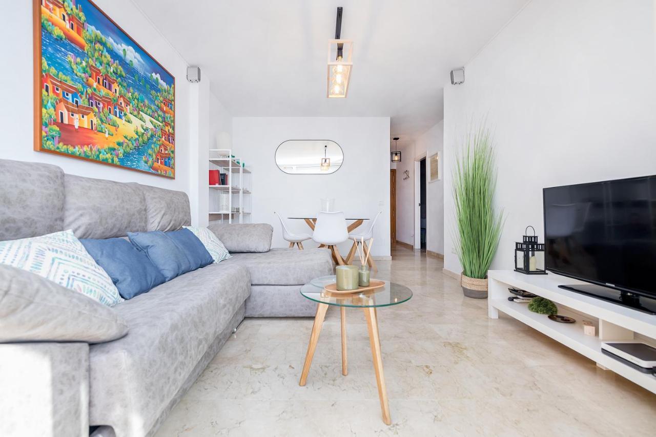 Sea Views Carvajal Apartment Benalmadena Luaran gambar